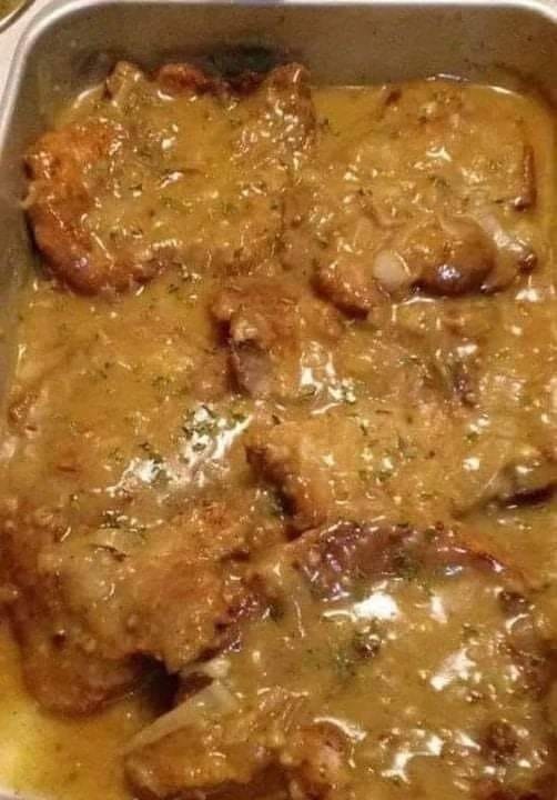 Smothered Meat Chops