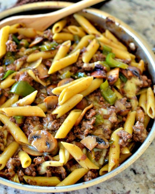 Philly Cheesesteak Pasta: A Delicious Fusion Dish