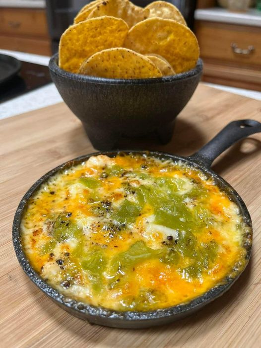 Homemade Queso Fundido: The Ultimate Cheesy Mexican Appetizer