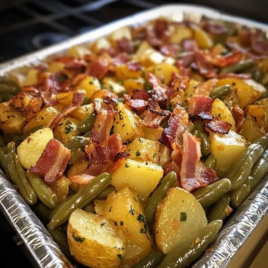 Country Ranch Green Beans and Potatoes with Bacon: A Flavorful Southern Classic